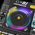 SUPRIMO-DJ-KID-KONSOLA-MIKSER-DJ-DLA-DZIECI-KONTROLER-BLUETOOTH-MIKROFON-LED-UCHWYT-NAKLEJKI-ZESTAW2.png